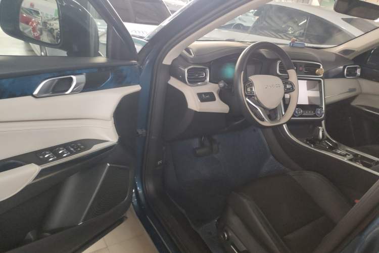 Used Lynk & Co 01 2017 2.0T Two-Wheel Drive Zhaopu Version Driver Seat