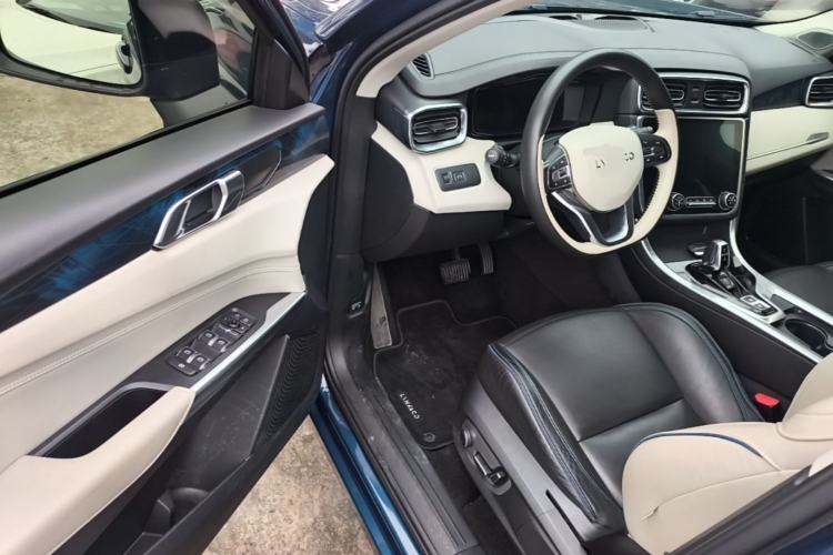 Used Lynk & Co 01 2017 2.0T Two-Wheel Drive Zhaopu Version Driver Seat