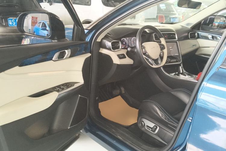 Used Lynk & Co 01 2017 2.0T Two-Wheel Drive Zhaopu Version Driver Seat