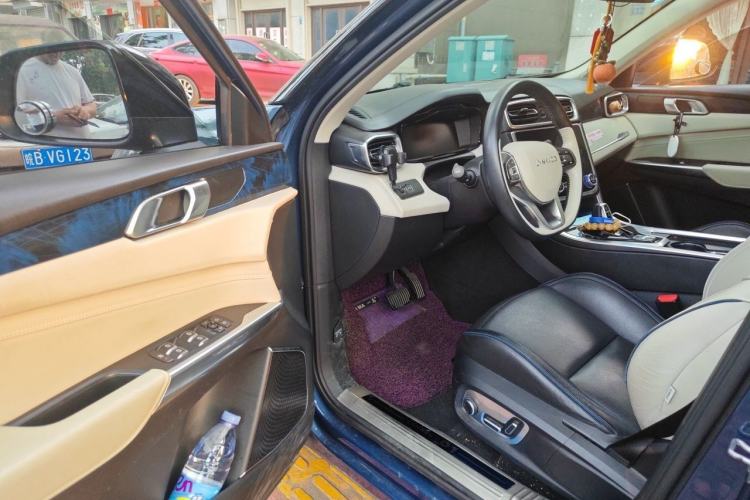 Used Lynk & Co 01 2017 2.0T Two-Wheel Drive Zhaopu Version Driver Seat