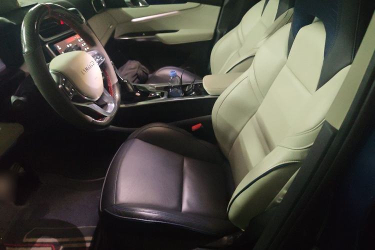 Used Lynk & Co 01 2017 2.0T Two-Wheel Drive Zhaopu Version Driver Seat