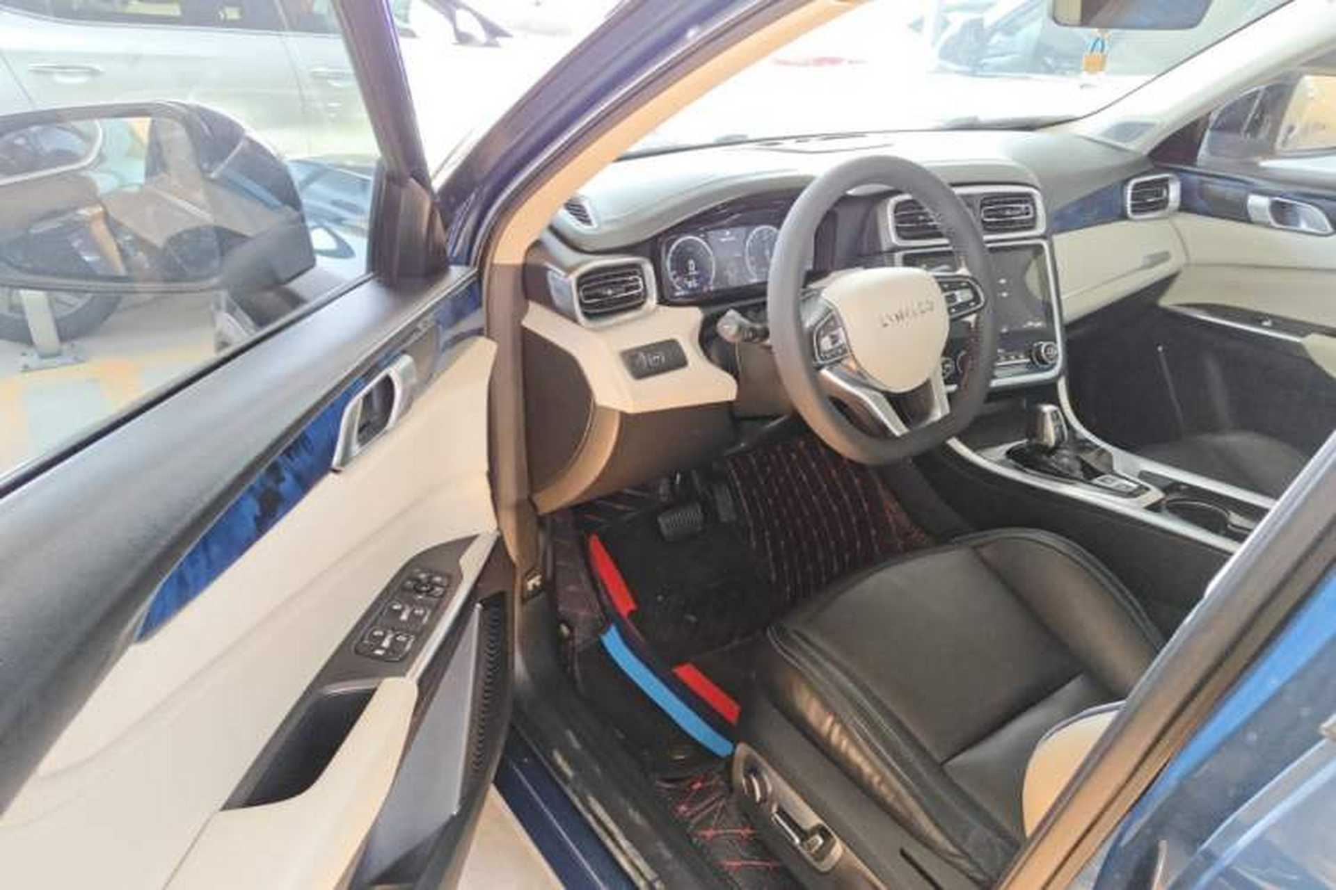 Used Lynk & Co 01 2017 2.0T Two-Wheel Drive Zhaopu Version Driver Seat