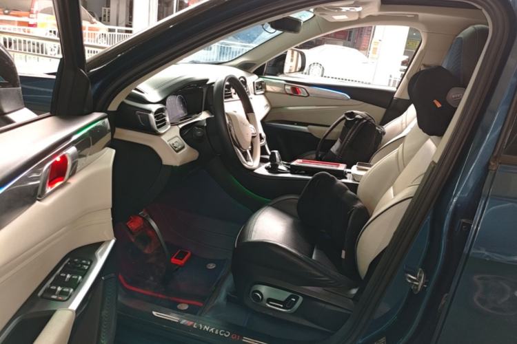 Used Lynk & Co 01 2017 2.0T Two-Wheel Drive Zhaopu Version Driver Seat