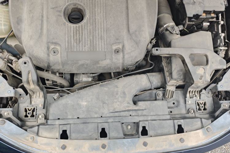 Used Lynk & Co 01 2017 2.0T Two-Wheel Drive Pro Edition Engine Bay