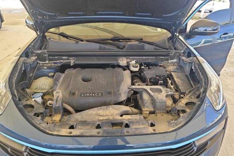 Used Lynk & Co 01 2017 2.0T Two-Wheel Drive Zhaopu Version Engine Bay