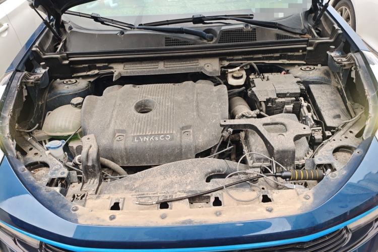 Used Lynk & Co 01 2017 2.0T Two-Wheel Drive Pro Edition Engine Bay