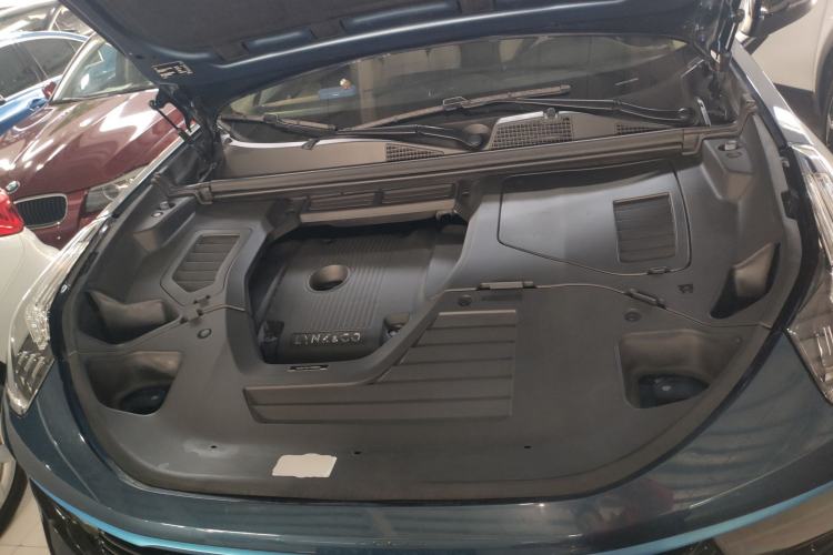 Used Lynk & Co 01 2017 2.0T Two-Wheel Drive Zhaopu Version Engine Bay