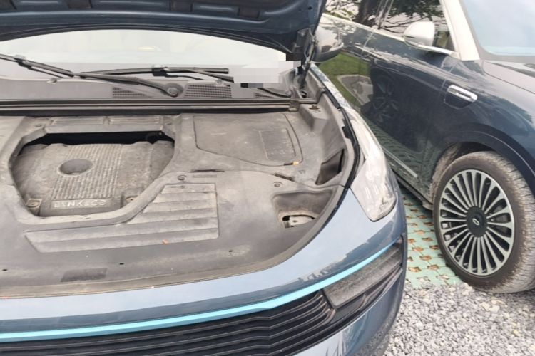 Used Lynk & Co 01 2017 2.0T Two-Wheel Drive Pro Edition Engine Bay Left