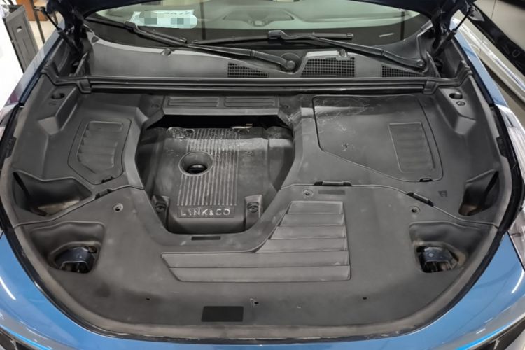 Used Lynk & Co 01 2017 2.0T Two-Wheel Drive Zhaopu Version Engine Bay