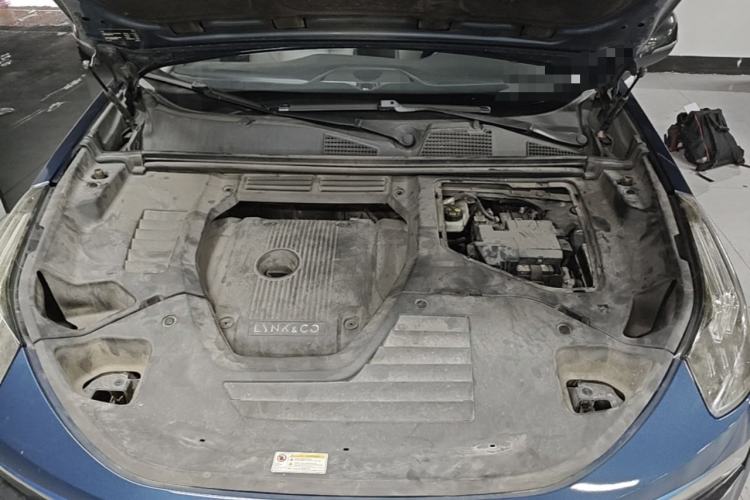 Used Lynk & Co 01 2017 2.0T Two-Wheel Drive Zhaopu Version Engine Bay