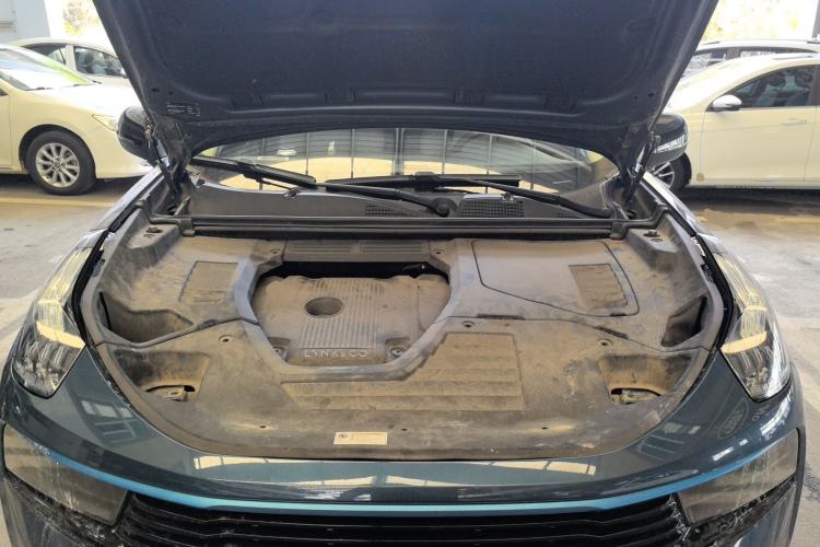 Used Lynk & Co 01 2017 2.0T Two-Wheel Drive Zhaopu Version Engine Bay