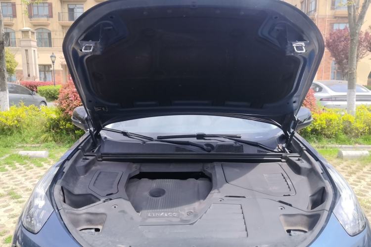 Used Lynk & Co 01 2017 2.0T Two-Wheel Drive Zhaopu Version Engine Bay