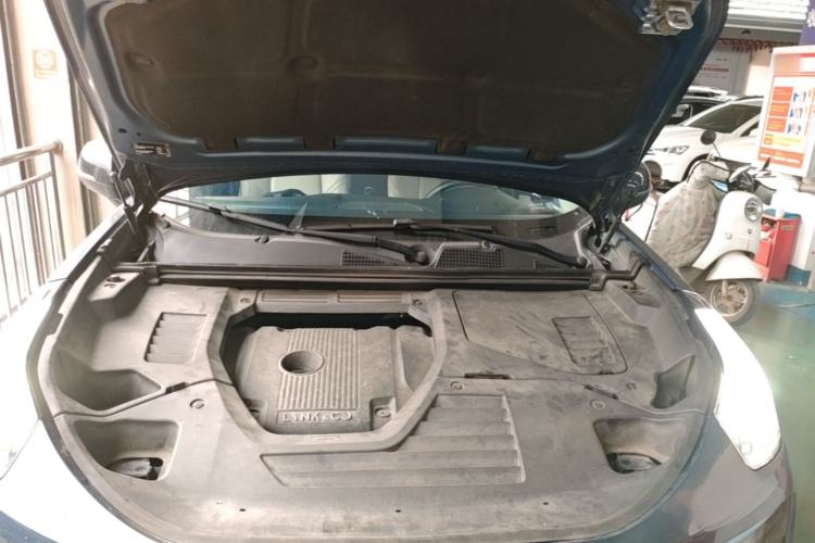 Used Lynk & Co 01 2017 2.0T Two-Wheel Drive Zhaopu Version Engine Bay