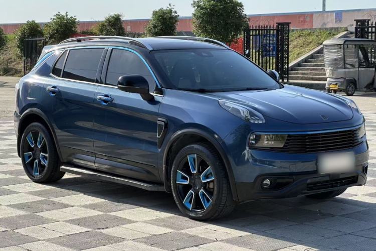Used Lynk & Co 01 2017 2.0T Two-Wheel Drive Zhaopu Version Exterior 1