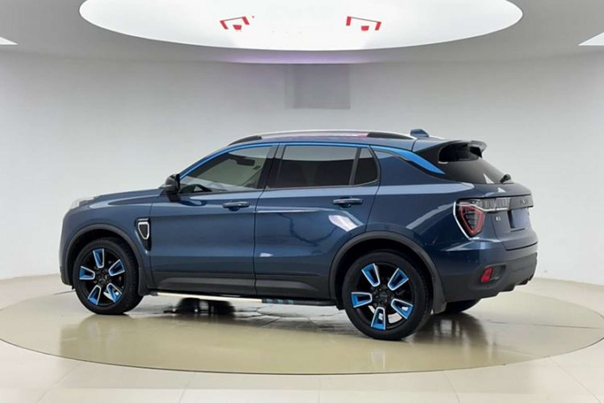 Used Lynk & Co 01 2017 2.0T Two-Wheel Drive Zhaopu Version Exterior 1