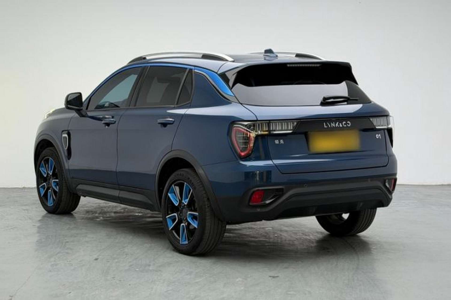 Used Lynk & Co 01 2017 2.0T Two-Wheel Drive Zhaopu Version Exterior 1