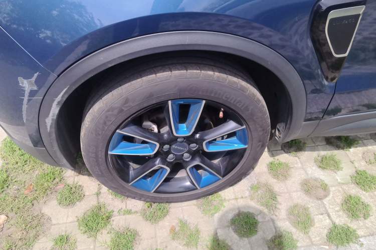 Used Lynk & Co 01 2017 2.0T Two-Wheel Drive Zhaopu Version Exterior 1