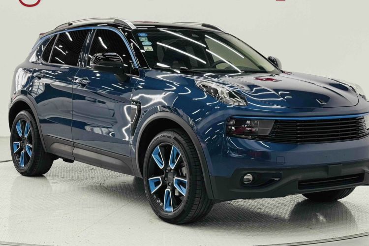 Used Lynk & Co 01 2017 2.0T Two-Wheel Drive Zhaopu Version Exterior 2