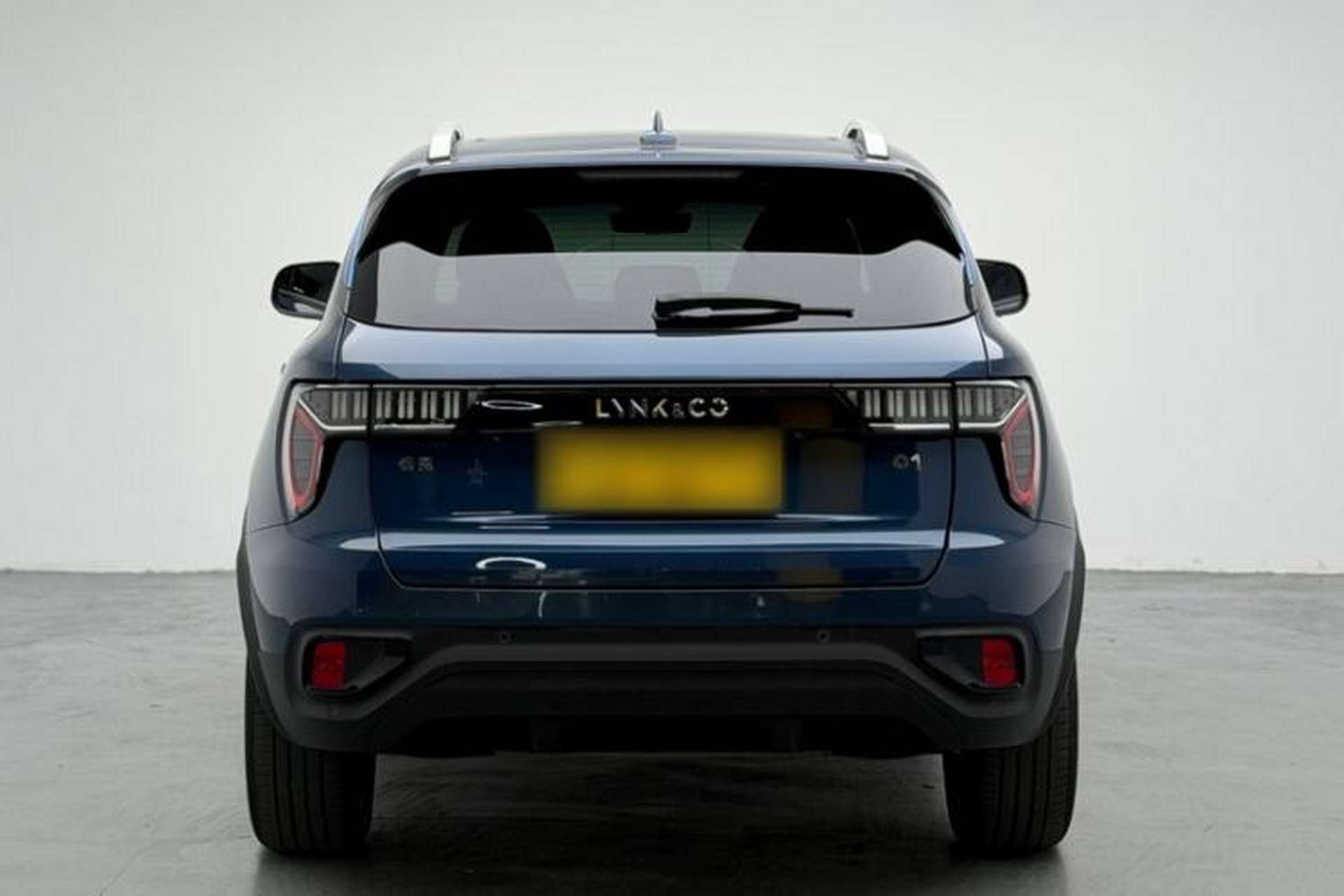 Used Lynk & Co 01 2017 2.0T Two-Wheel Drive Zhaopu Version Exterior 3