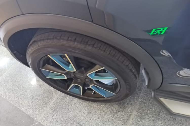 Used Lynk & Co 01 2017 2.0T Two-Wheel Drive Pro Edition Exterior 5