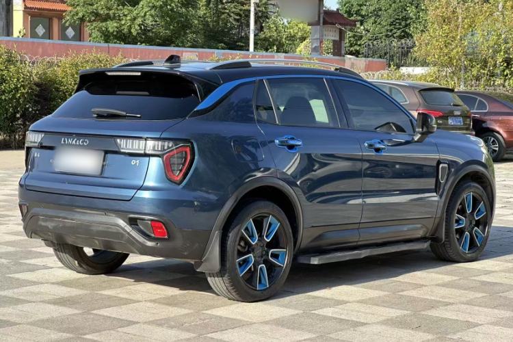 Used Lynk & Co 01 2017 2.0T Two-Wheel Drive Zhaopu Version Exterior 5