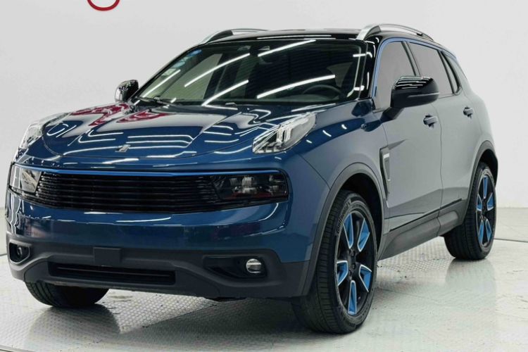 Used Lynk & Co 01 2017 2.0T Two-Wheel Drive Zhaopu Version Exterior 5