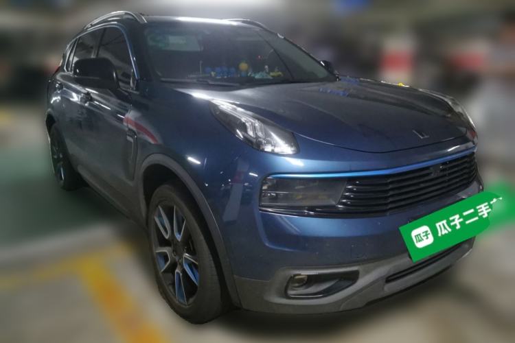 Used Lynk & Co 01 2017 2.0T Two-Wheel Drive Pro Edition Front Right 45 Deg