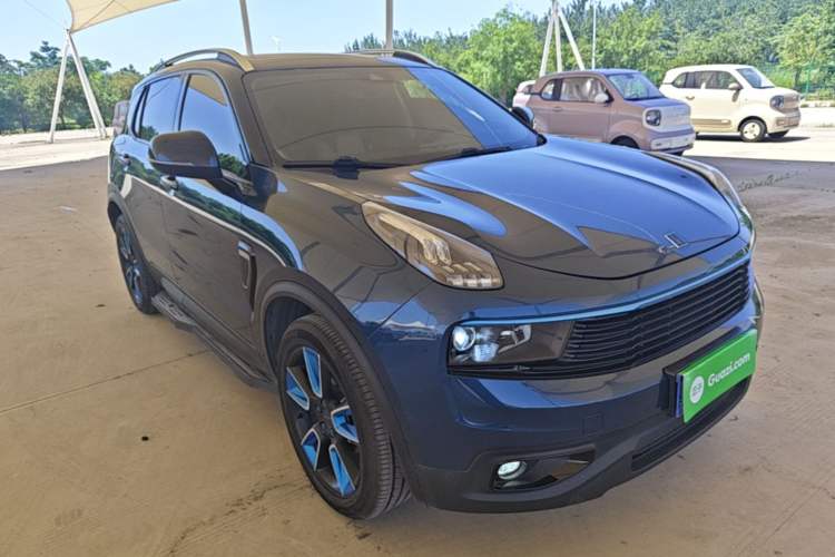 Used Lynk & Co 01 2017 2.0T Two-Wheel Drive Zhaopu Version Front Right 45 Deg