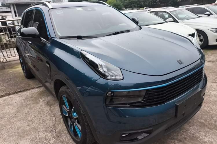 Used Lynk & Co 01 2017 2.0T Two-Wheel Drive Zhaopu Version Front Right 45 Deg