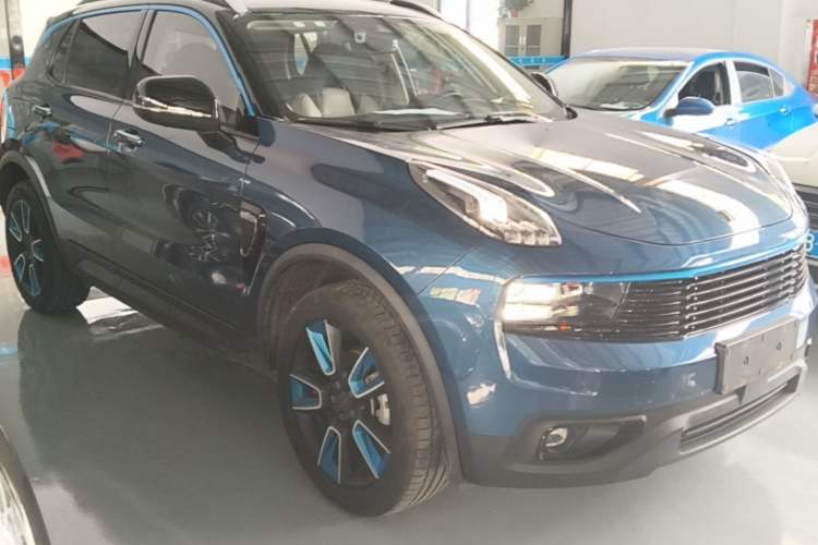 Used Lynk & Co 01 2017 2.0T Two-Wheel Drive Zhaopu Version Front Right 45 Deg