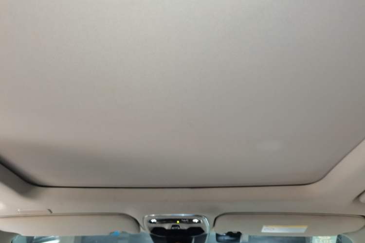Used Lynk & Co 01 2017 2.0T Two-Wheel Drive Zhaopu Version Headliner