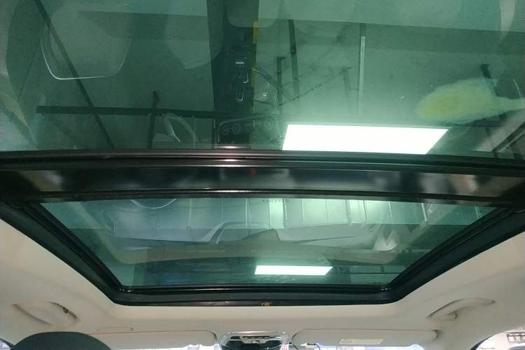 Used Lynk & Co 01 2017 2.0T Two-Wheel Drive Zhaopu Version Headliner