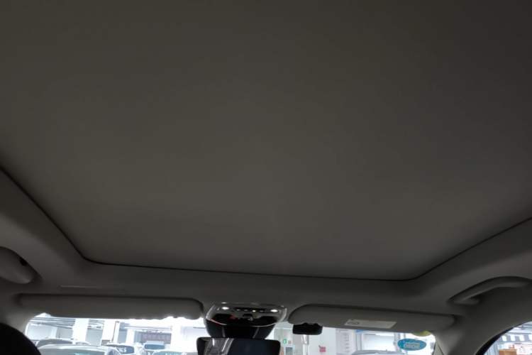 Used Lynk & Co 01 2017 2.0T Two-Wheel Drive Zhaopu Version Headliner