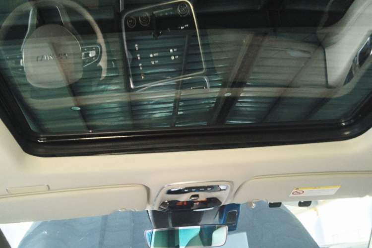 Used Lynk & Co 01 2017 2.0T Two-Wheel Drive Zhaopu Version Headliner