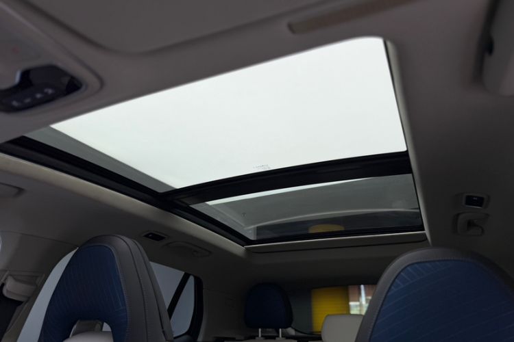 Used Lynk & Co 01 2017 2.0T Two-Wheel Drive Zhaopu Version Headliner