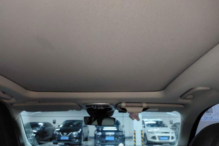 Used Lynk & Co 01 2017 2.0T Two-Wheel Drive Zhaopu Version Headliner