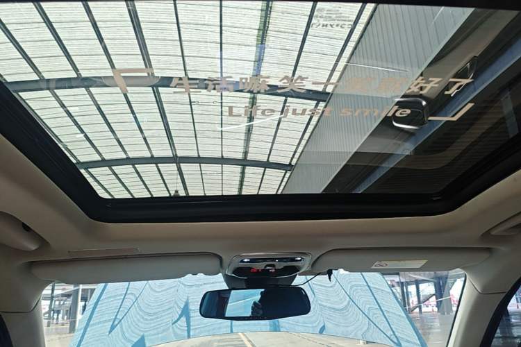 Used Lynk & Co 01 2017 2.0T Two-Wheel Drive Zhaopu Version Headliner