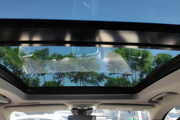 Used Lynk & Co 01 2017 2.0T Two-Wheel Drive Zhaopu Version Headliner