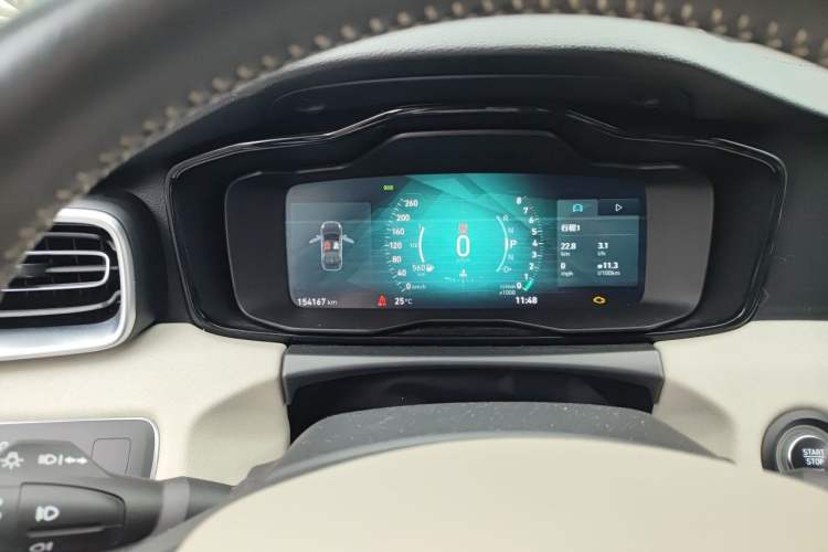 Used Lynk & Co 01 2017 2.0T Two-Wheel Drive Zhaopu Version Instrument Cluster