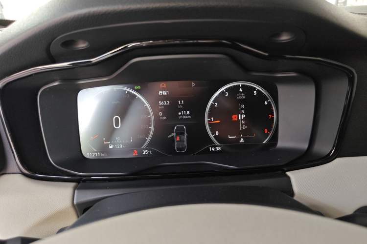 Used Lynk & Co 01 2017 2.0T Two-Wheel Drive Zhaopu Version Instrument Cluster