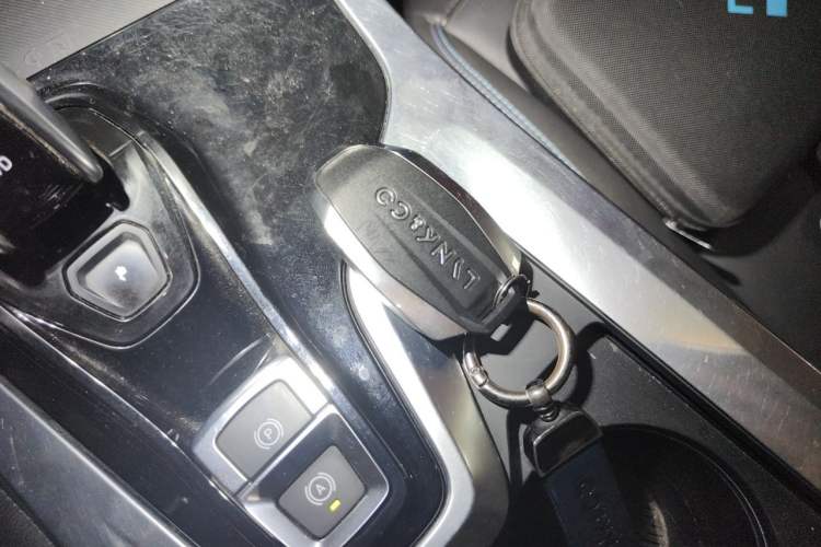 Used Lynk & Co 01 2017 2.0T Two-Wheel Drive Zhaopu Version Interior 1