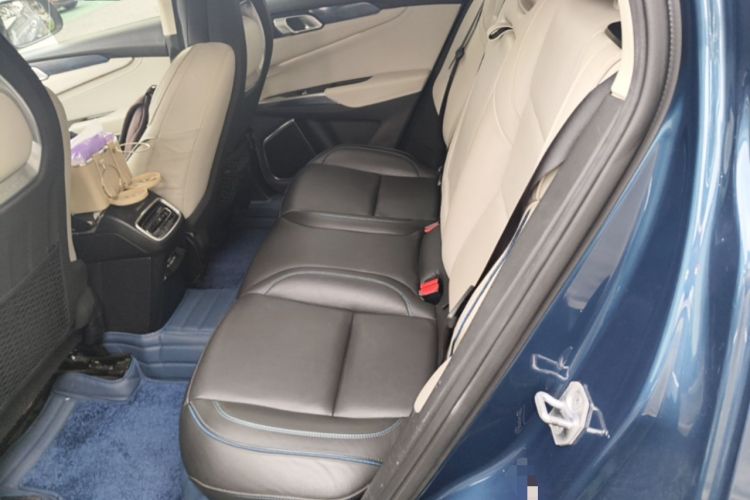 Used Lynk & Co 01 2017 2.0T Two-Wheel Drive Pro Edition Interior 4