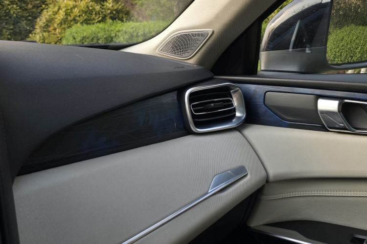 Used Lynk & Co 01 2017 2.0T Two-Wheel Drive Zhaopu Version Interior 4