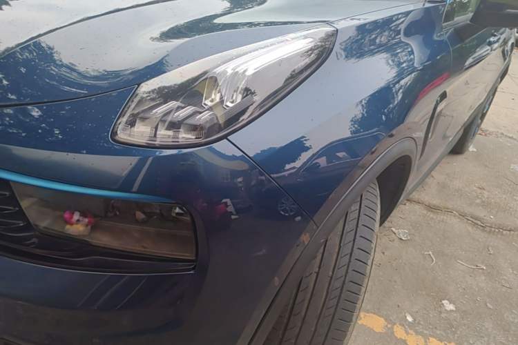 Used Lynk & Co 01 2017 2.0T Two-Wheel Drive Zhaopu Version Left Front Headlight