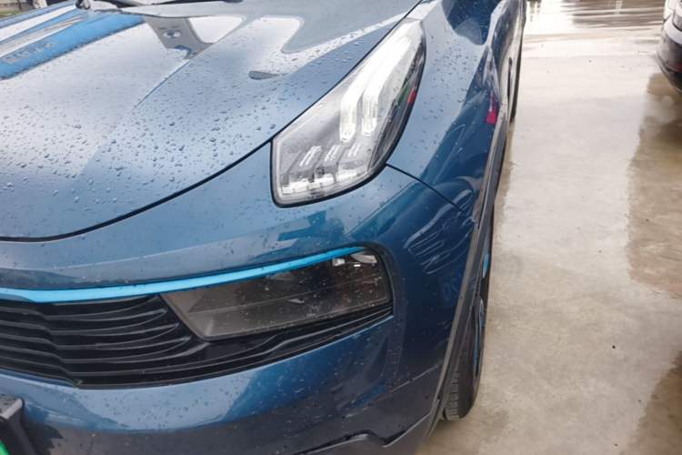 Used Lynk & Co 01 2017 2.0T Two-Wheel Drive Zhaopu Version Left Front Headlight