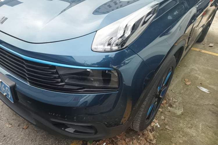 Used Lynk & Co 01 2017 2.0T Two-Wheel Drive Zhaopu Version Left Front Headlight