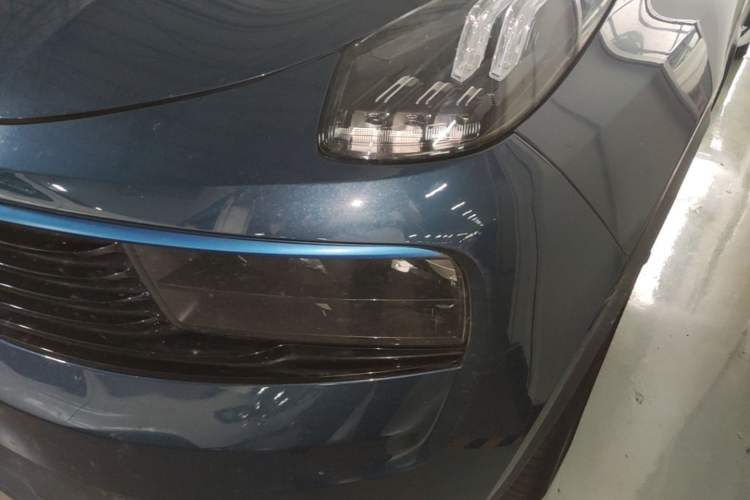 Used Lynk & Co 01 2017 2.0T Two-Wheel Drive Zhaopu Version Left Front Headlight