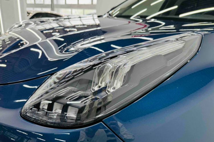 Used Lynk & Co 01 2017 2.0T Two-Wheel Drive Zhaopu Version Left Front Headlight