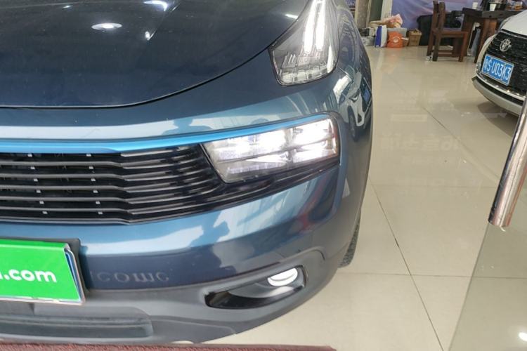 Used Lynk & Co 01 2017 2.0T Two-Wheel Drive Zhaopu Version Left Front Headlight