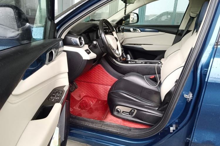 Used Lynk & Co 01 2017 2.0T Two-Wheel Drive Zhaopu Version Left Front Seat
